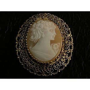 Karen Lynne Cameo Carved Brooch Pin Signed Sterling KL Gold Filligree Bezel